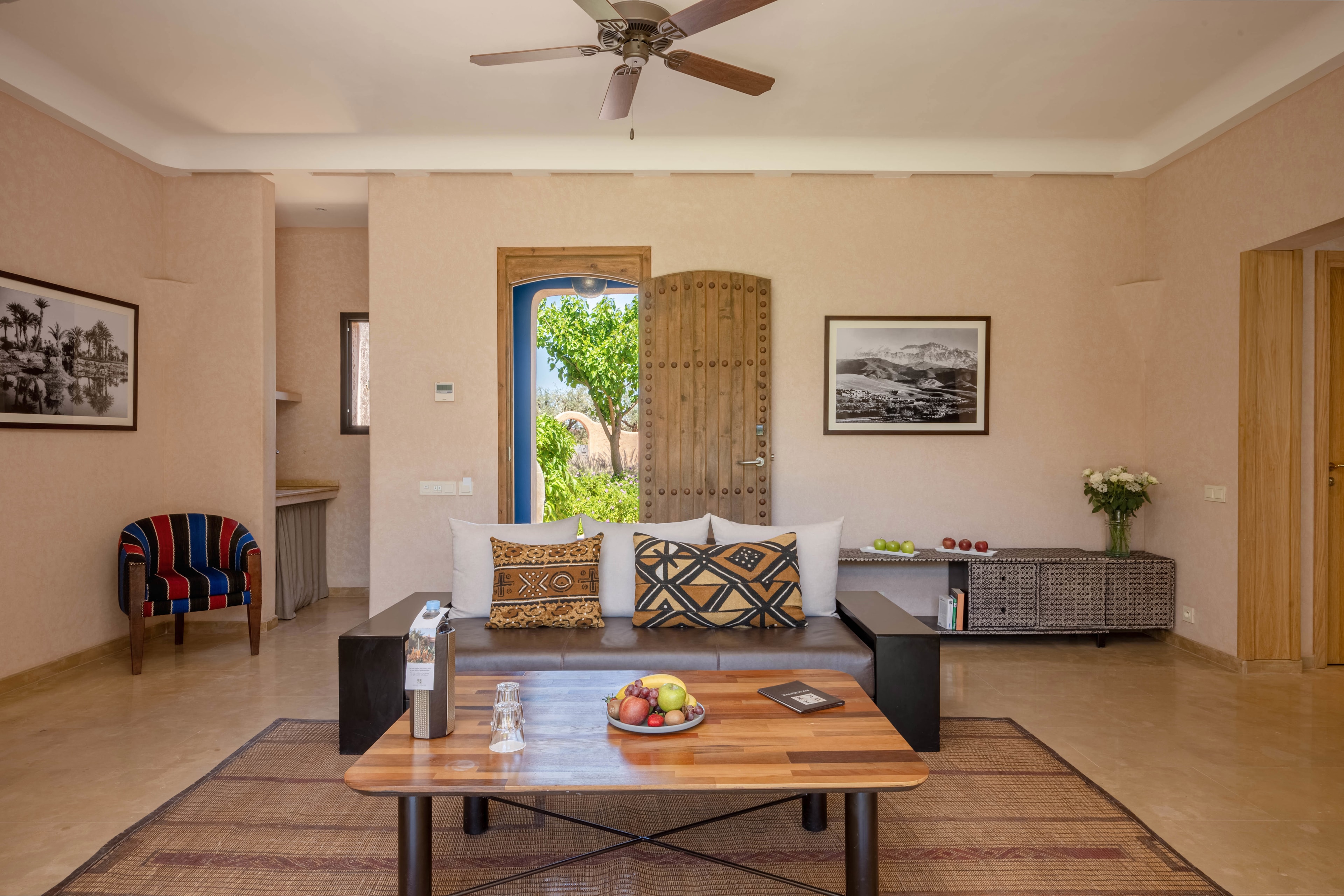 Oasis Lodges Marrakech, hotel in KM 4, Route d’Amizmiz, Marrakech, 40000, Morocco