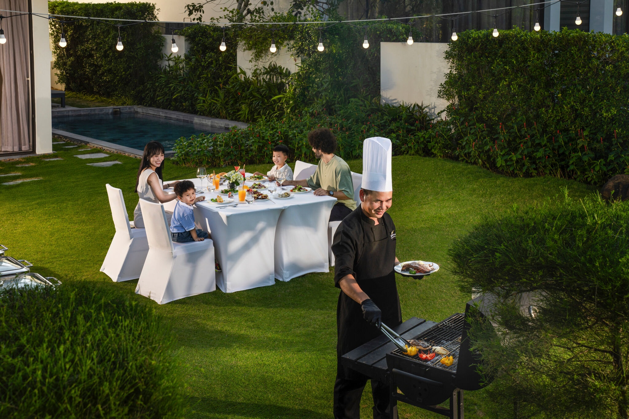 Wyndham Hoi An Royal Beachfront Resort & Villas-gallery